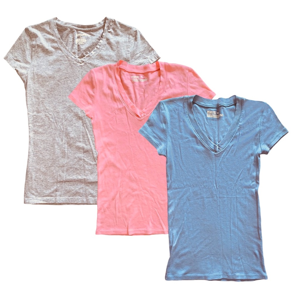 Great Bundle (3) Mossimo Bright V-Neck Basic T-Sh… - image 2